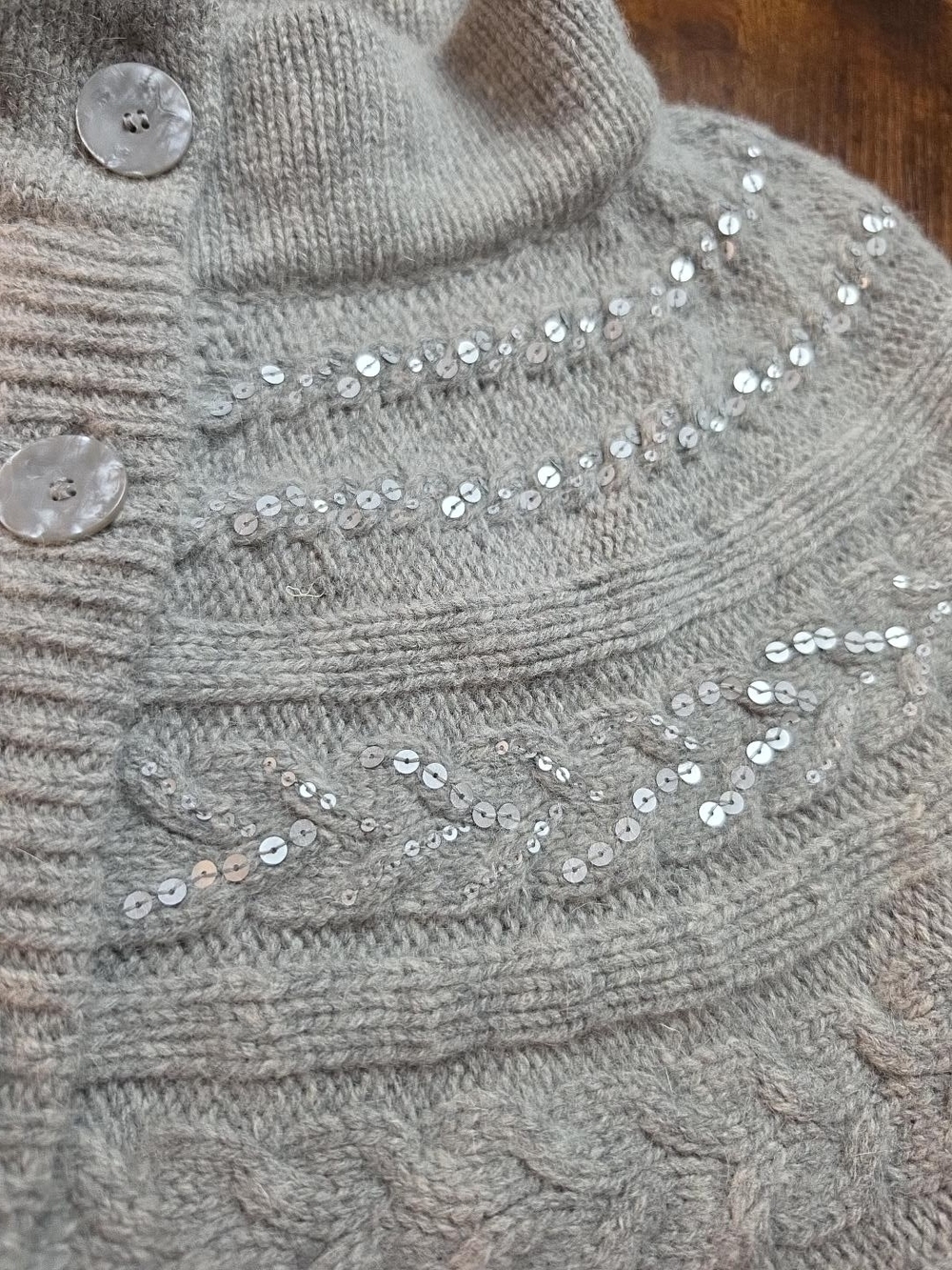 COLDWATER CREEK | Gray Taupe Wool Rabbit Hair Sequin Cable Knit Cardigan | XL - Picture 3 of 9